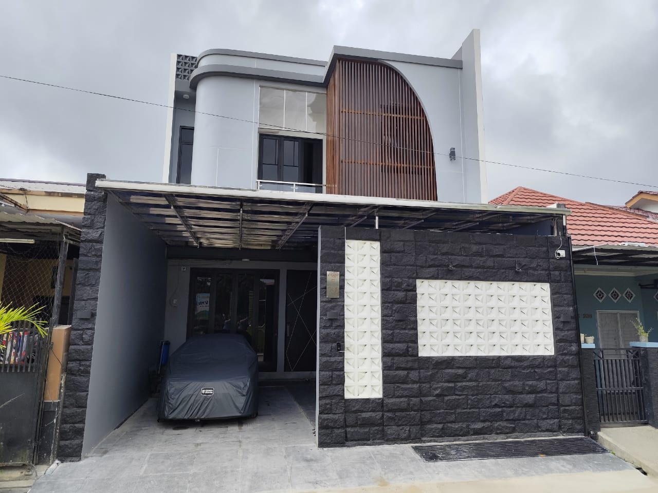 WhatsApp Image 2025-10-02 at 9.15.28 PM